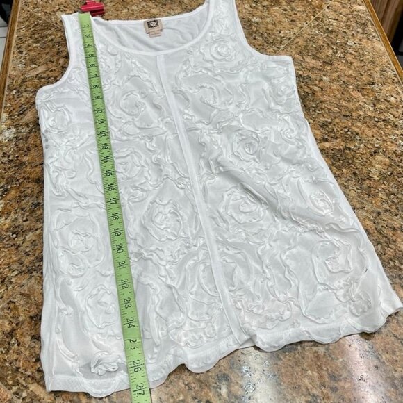Anne Klein Tops - Anne Klein Women White Sleeveless Blouse Shirt Top with Ruffled Floral Overlay